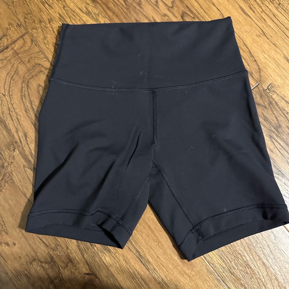 Lululemon wunder train high-rise short 4” size 6